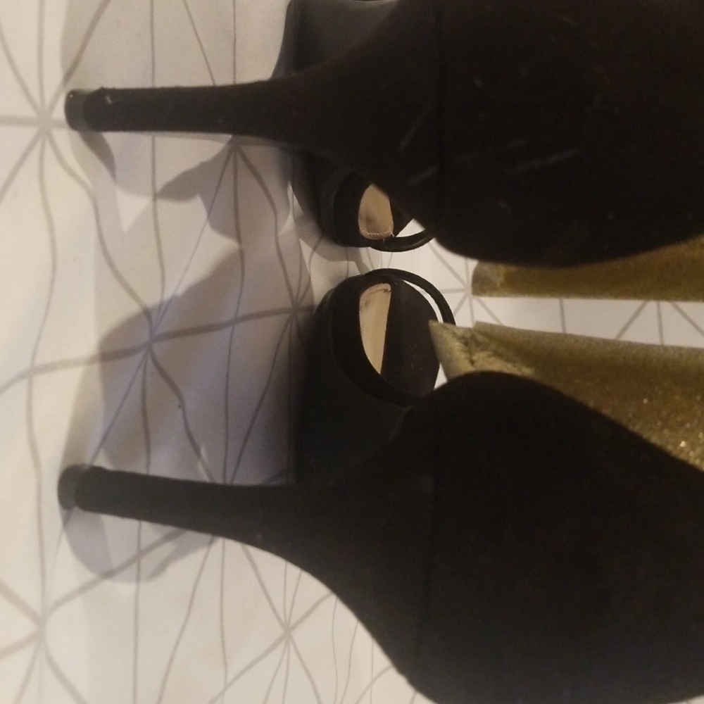 shoes - Picture 4 of 6